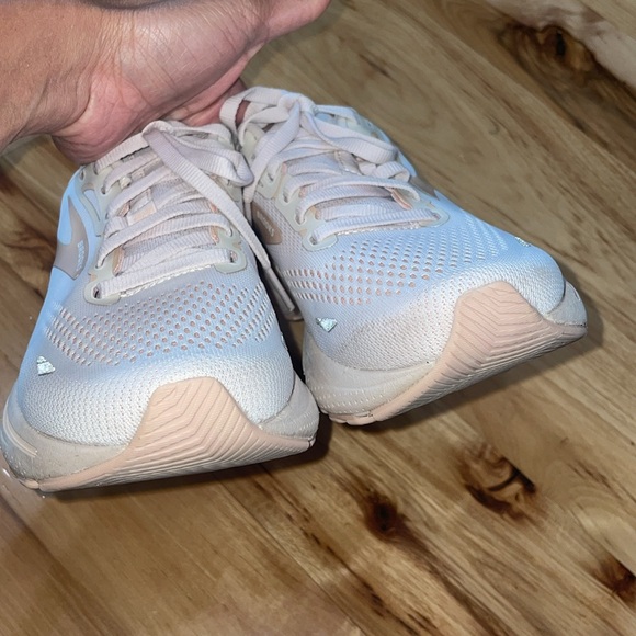 Brooks adrenaline GTS 23 running shoes Crystal grey villa white sz 7.5 - Picture 5 of 10